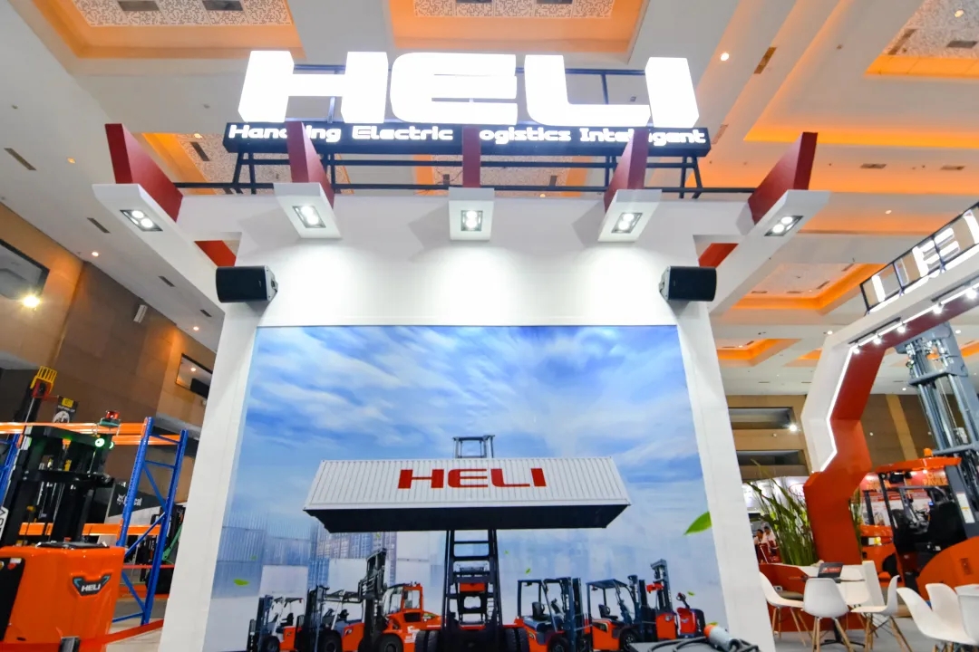 合一.webp.jpg 合一.webp.jpg