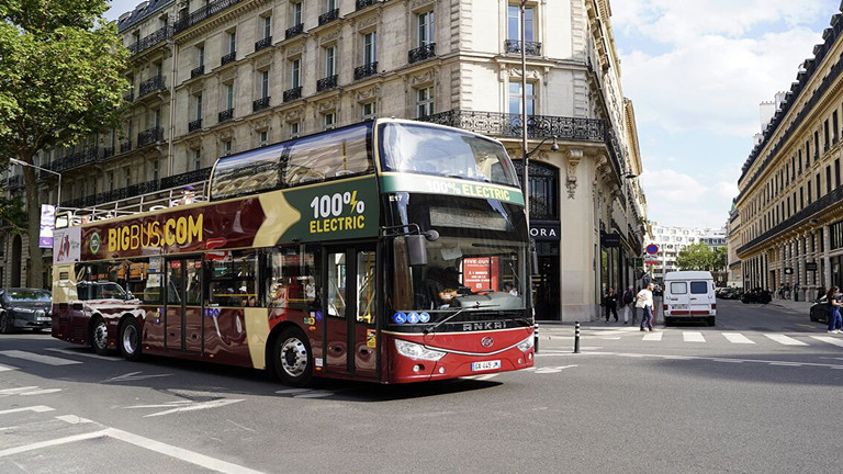 a6 bus